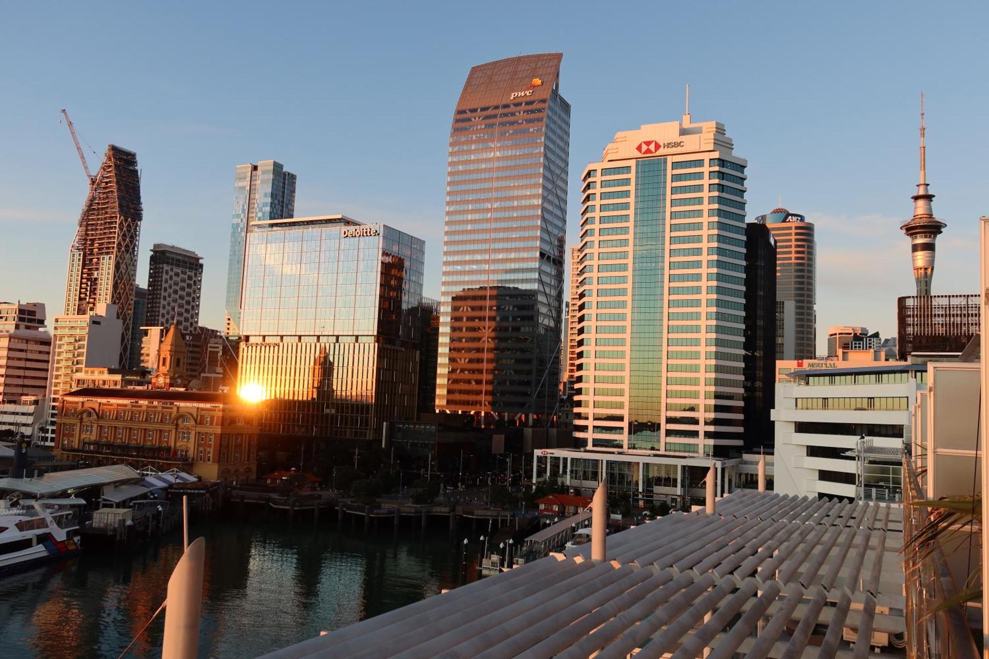 Penthouse Apartment With Stunning Harbour Views โอ๊คแลนด์ ภายนอก รูปภาพ