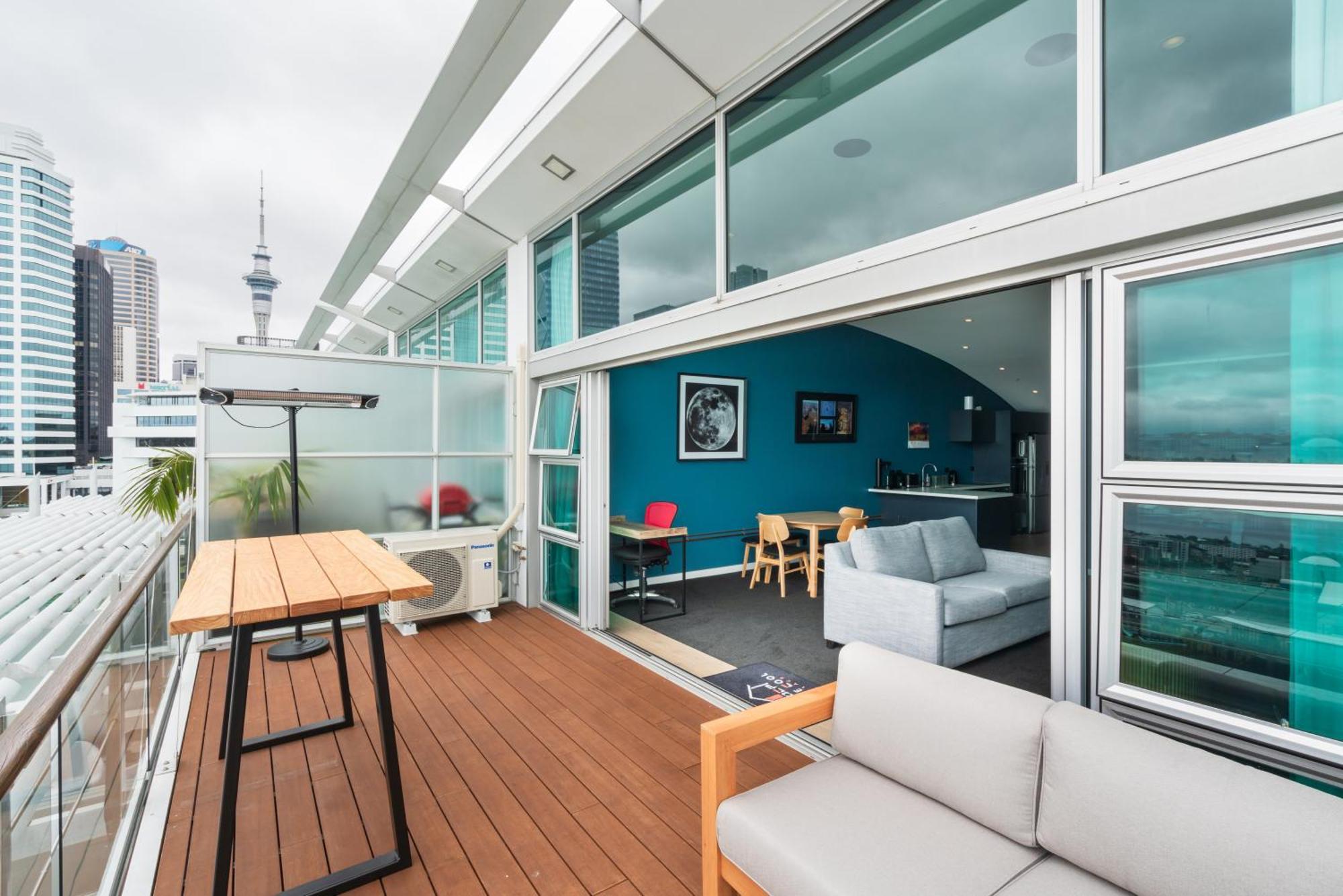 Penthouse Apartment With Stunning Harbour Views โอ๊คแลนด์ ภายนอก รูปภาพ